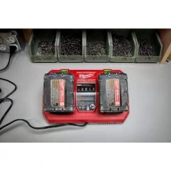 Milwaukee M18 18-Volt Lithium-Ion Dual Bay Rapid Battery Charger with 3.0Ah Battery Pack (2-Pack) -Power Tools Accessories Sales Shop milwaukee outdoor power batteries chargers 48 59 1802 48 11 1837 fa 1000